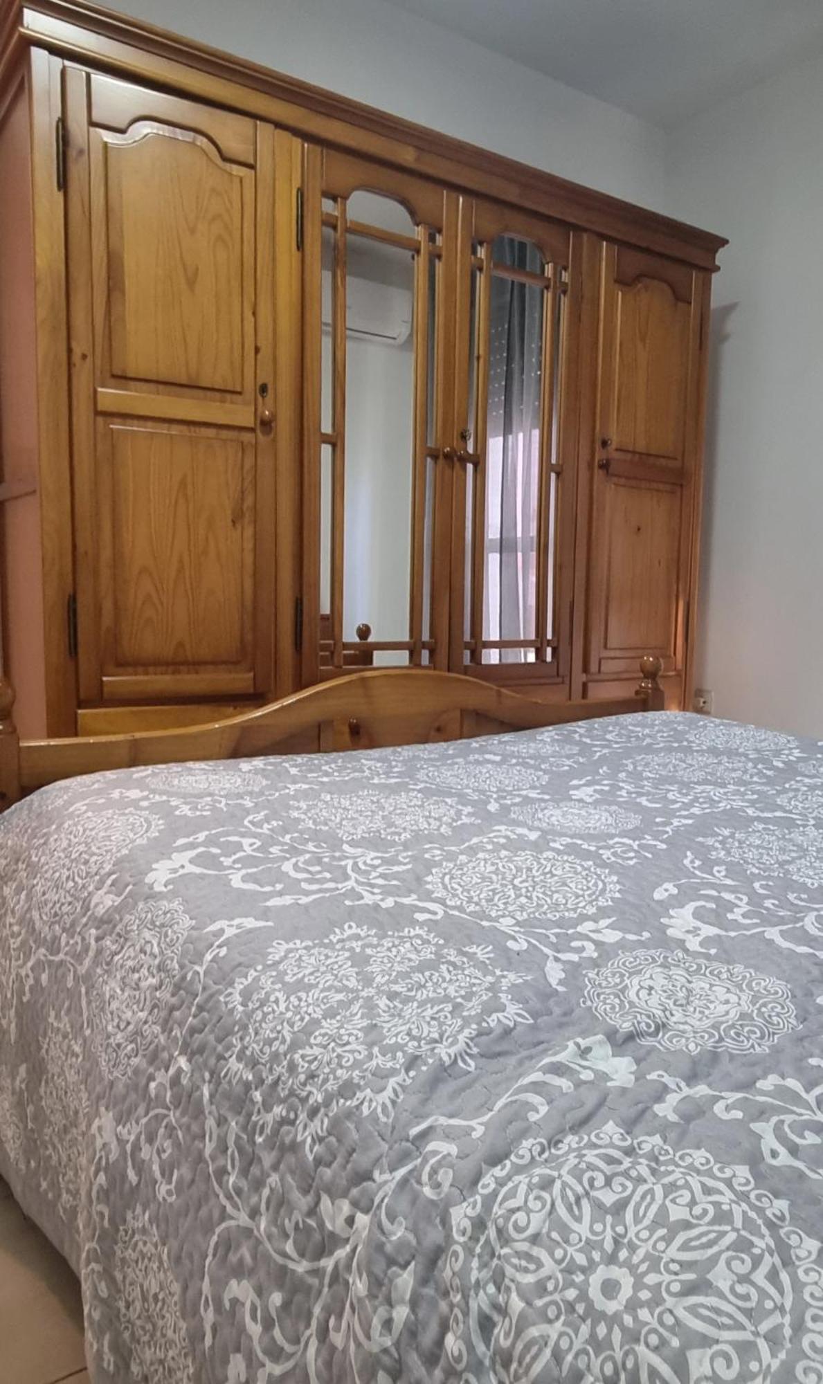 Apartamento Cayetano Рота Екстериор снимка